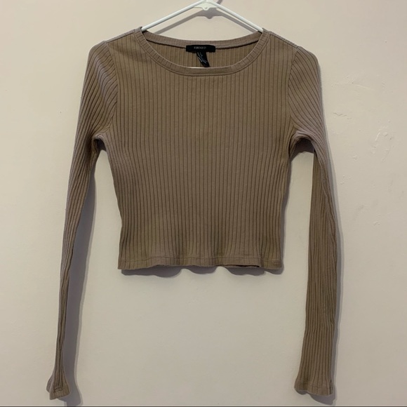 🧡3/$30 Forever 21 Crop Top in Taupe size Large - Picture 2 of 7